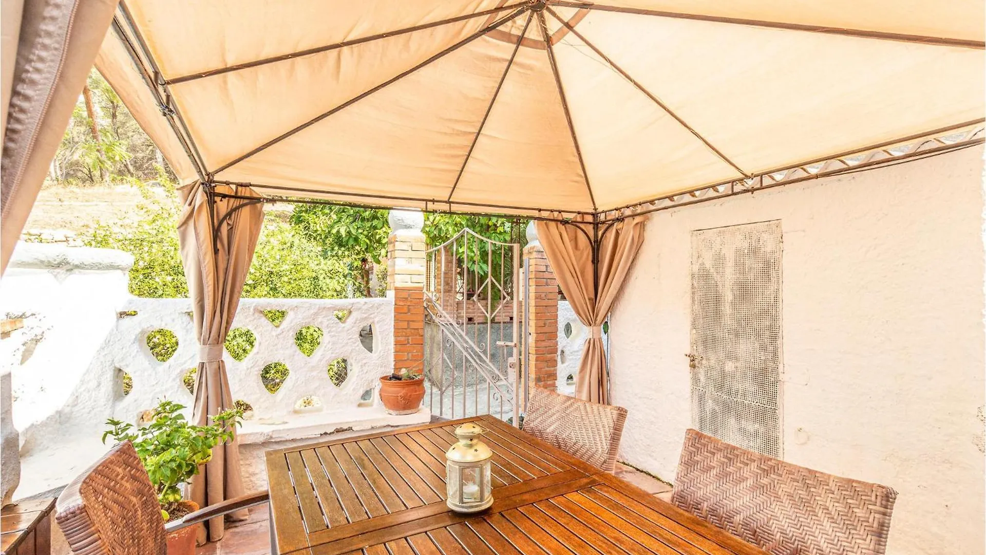 Gorgeous Home In Malaga With Wifi